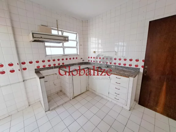 Imagem Apartamento à venda com 108m², 3 quartos, 3 banheiros, sala ampla, quadra da praia, garagem por R$495.000,00 no Boqueirão em Santos