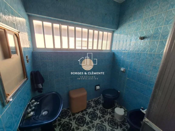 Imagem Sobrado Amplo na Vila Salles: 4 Dormitórios, Piscina e Lazer Completo por R