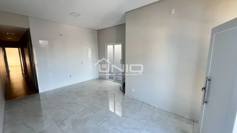 Imagem Casa Suíte + 2 Quartos Parzianello / Aeroporto
