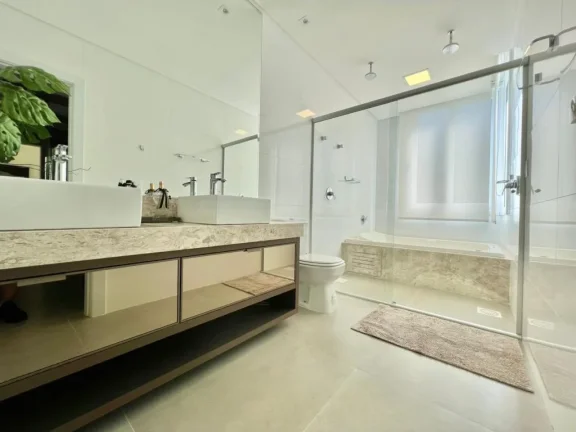 Imagem Casa em Condominio 6 Dormitórios - Bairro Zona Nova