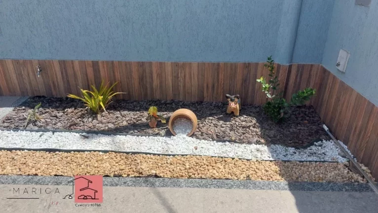 Imagem Casa à Venda - Próx. à Praia, Totalmente Reformada!