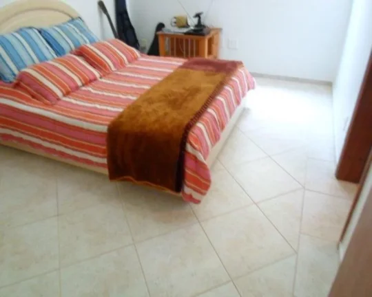 Imagem Apartamento à venda no Guarujá na Praia das Pitangueiras.