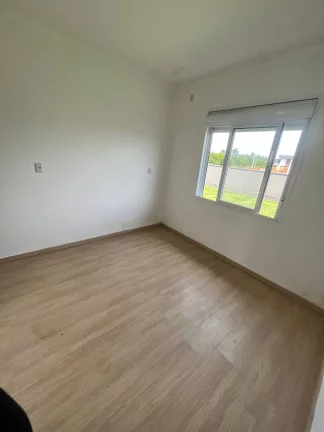 Imagem Linda casa 3 quartos sendo 1 suíte em ótima Localização de Sapiranga