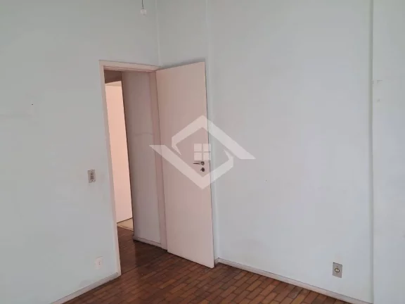 Imagem Apartamento de 3 Quartos para Venda no Flamengo com 130 m²