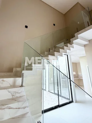 Imagem Casa à venda no Sol Nascente Orla com 4 suítes, gourmet, piscina, PETROLINA