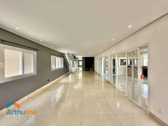 Imagem Casa 358 m² com 4 dormitórios, 2 suites-- venda por R$ 2.800.000 ou aluguel por R$ 17.999/mês - Fazendinha - Carapicuíba/SP