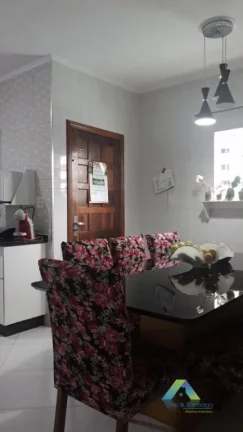 Imagem SANTO ANDRÉ Sobrado 200M², 3 dormitórios, 4 vagas com ótima localização e valor !!!