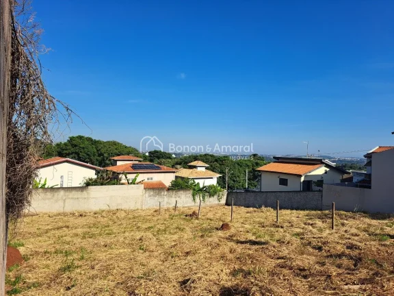 Imagem Lote com área total de 490 m² (14x35) em aclive, proporcionando vista livre na parte de trás com ...