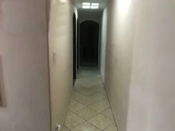 Imagem Sobrado com 3 Quartos e 3 banheiros à Venda, 237 m² por R$ 650.000