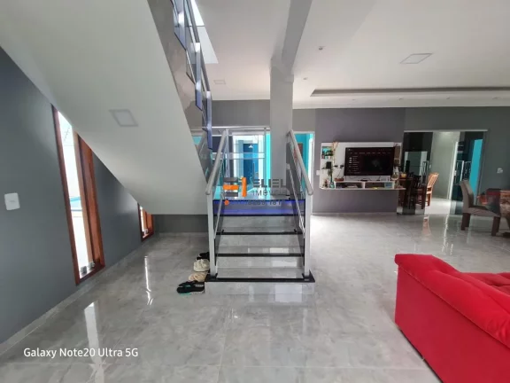 Imagem Imperdível! Casa à venda em Salinópolis-PA, 4 quartos, 4 suítes, 3 salas, 6 banheiros, 2 vagas de garagem, 272 m². Confira já!