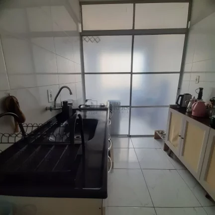 Imagem Apartamento com 2 dormitórios à venda no Centro de Balneário Camboriú/SC