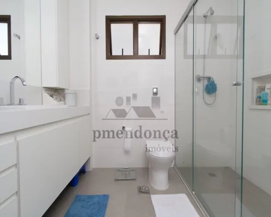 Imagem Apartamento em bom estado de conservaÃ§Ã£o, excelente localizaÃ§Ã£o e repleto de armÃ¡rio,...