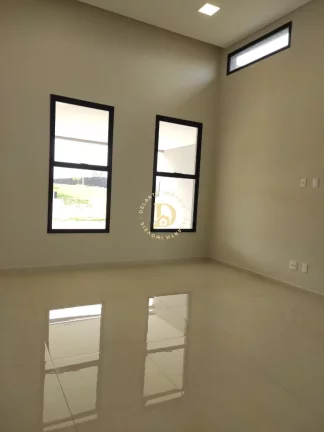 Imagem Casa em condomínio - Res. Santa Mônica - Caçapava - 3 dorms (2 suítes) - 227m²