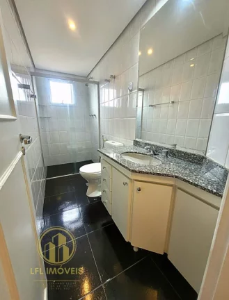 Imagem Espaçoso Apartamento de 3 Dormitórios e 3 vagas, na Vila Suzana