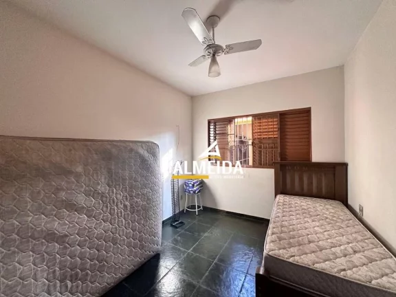 Imagem Casa com 3 dormitórios à venda, 164 m² por R$ 495.000,00 - Cidade Claret - Rio Claro/SP