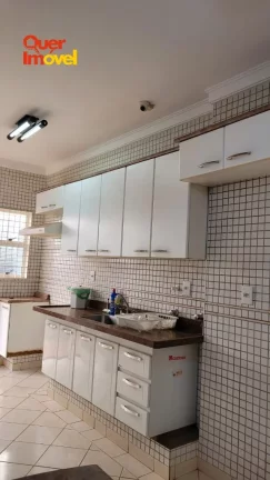 Imagem Casa Residencial e Comercial de 3 quartos no Jardim São Luiz, Ribeirão Preto-SP 3 suítes, 3 salas, 3 banheiros, 4 vagas de garagem Quer Imóvel Negócios Imobiliários