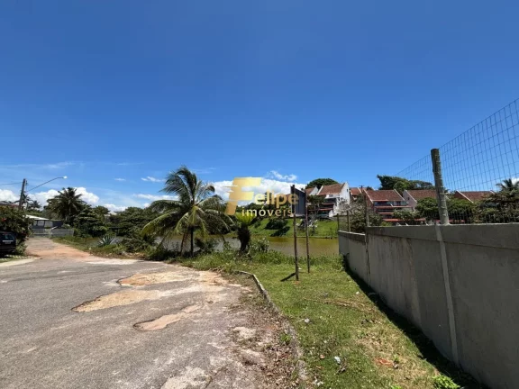 Imagem Viva a tranquilidade em uma área com 1.200 metros quadrados em Nova Guarapari, com frente para a lagoa, escriturado e registrado!