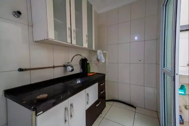 Imagem Apartamento com 2 dormitórios para alugar, 40 m² por R$ 1.317,00/mês - Jardim do Estádio - Santo André/SP
