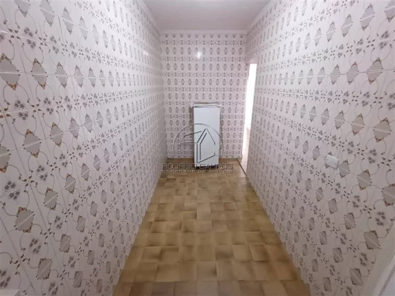 Imagem Casa Geminada 2 Quartos no Ocian, Praia Grande - Conforto e Segurança