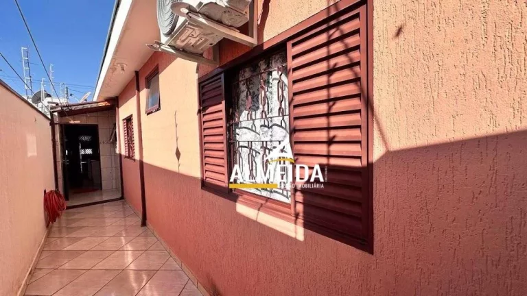 Imagem Casa com 3 dormitórios à venda, 150 m² por R$ 350.000,00 - Jardim Floridiana - Rio Claro/SP