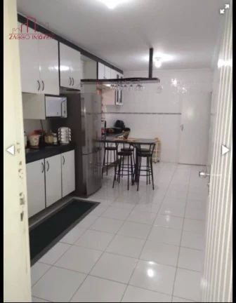 Imagem Casa com 3 Quartos e 3 banheiros à Venda, 180 m²