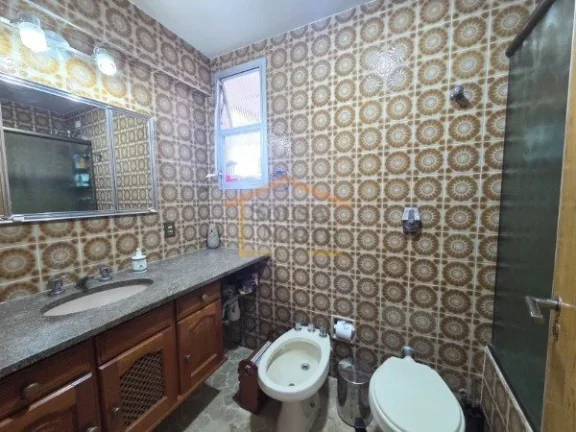 Imagem Apartamento com 126m², possui 3 dormitórios, sendo 1 suíte, sala ampla para dois ambientes, cozin...