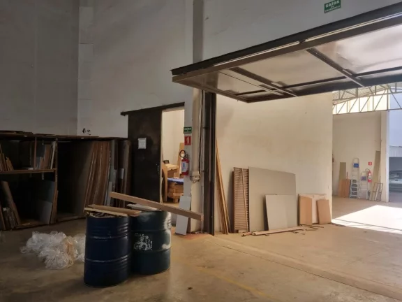 Imagem Galpão comercial para locação em Prolongamento Jardim Doutor Antônio Petráglia, 700m2
