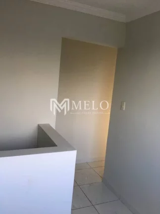 Imagem Casa com 2qts, suíte, 2 vagas com 110m2 Tamarineira...