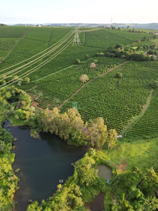 UMA PROPRIEDADE RURAL UNICA DISPONIVEL Á VENDA EM UMA DAS MELHORES REGIÕES DE IBIRACI/MG COM LINDA REPRESA