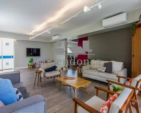 Imagem Lindo apartamento reformado em Higienópolis com 200m²