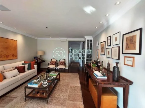 Imagem Apartamento com 180m² em Moema Pássaros. Living integrado à varanda envidraçada, sala de almoço...