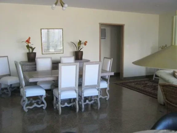 Imagem Pitangueiras *Frente Total Mar,Vista Cinematográfica*,Local Nobre,200 M² de Área Útil,Fino Acabamento,2 Garagens,Top,Alto Padrão
