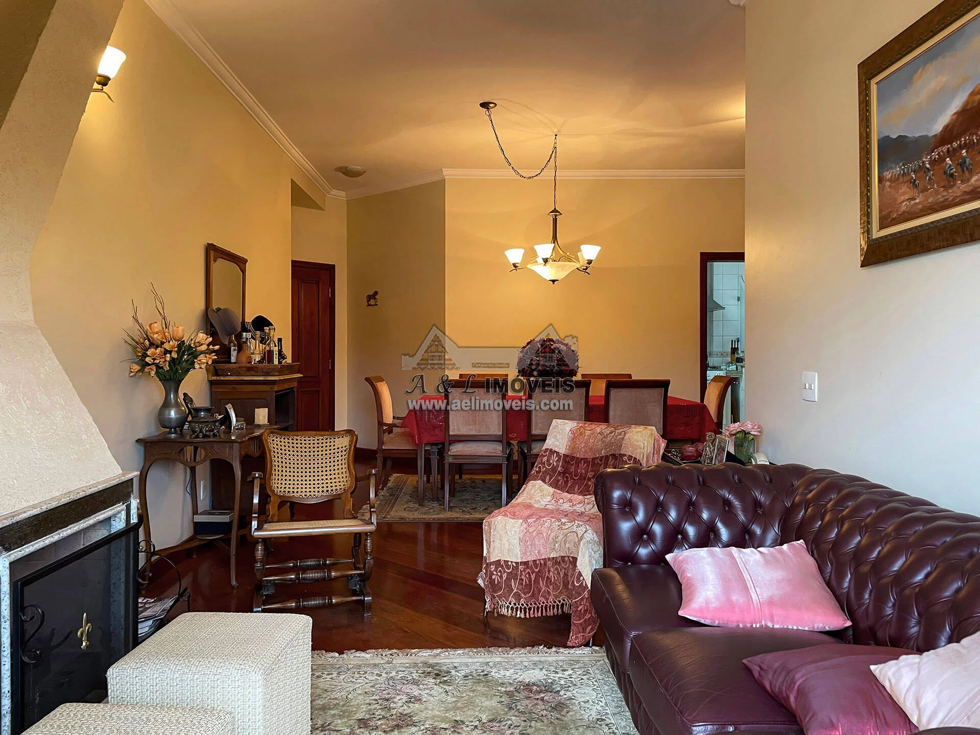 Imagem Apartamento à venda em Campos do Jordão – Condomínio com piscina