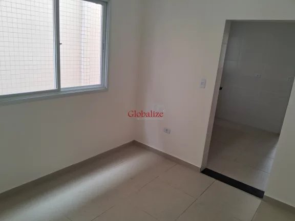 Imagem Bela casa sobreposta duplex recém-construída em Santos no bairro da Aparecida com 3 dormitórios, uma suíte e piscina a venda por R$ 1.175.000,00.
