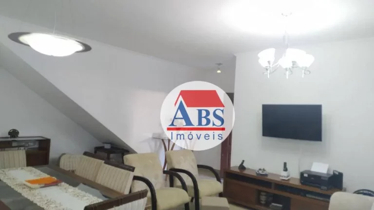 Imagem Casa Sobreposta Térrea com 3 dormitórios à venda, 140 m² por R$ 730.000 - Marapé - Santos/SP