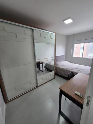 Imagem Apartamento em andar alto, MOBILIADO, com dois dormitórios na Pedra Branca!