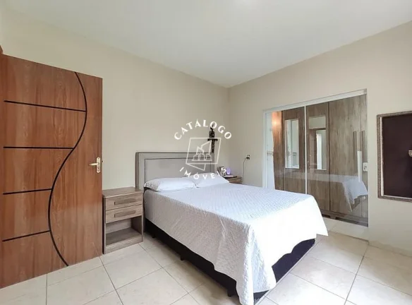 Imagem Casa em Condomínio a Venda no bairro Centro - Pardinho, SP