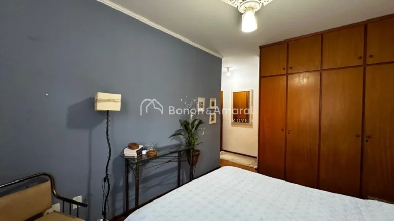 Imagem Amplo apartamento à venda no Jardim Chapadão em Campinas, em perfeito estado de conservação. O i...
