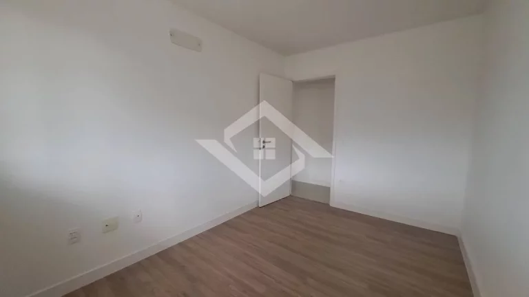 Imagem Elos- 3 quartos -suíte- Varanda- 118m²- Vista Parque