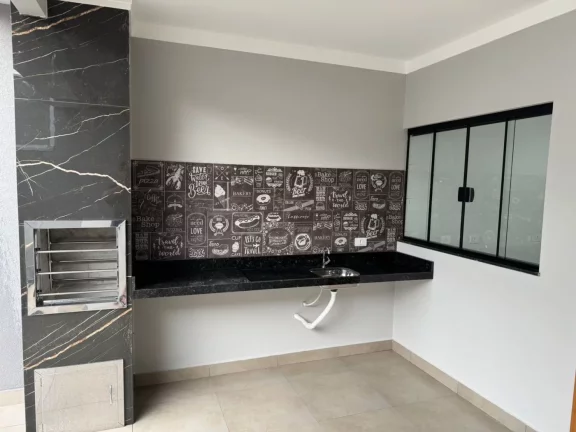 Imagem Alto Padrão para Venda em Maringá, Conjunto Habitacional Requião, 3 dormitórios, 1 suíte, 2 banheiros, 1 vaga