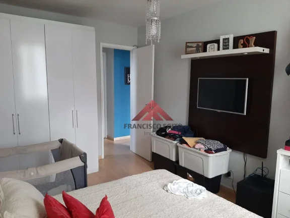 Imagem Apartamento no Fonseca na João Brasil,próximo a Alameda São Boa Ventura,com varanda,sala ,dois quartos,dependencia foi revertida para escritório