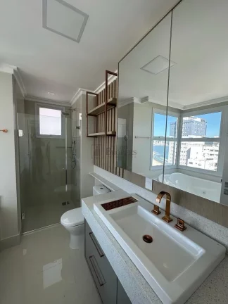 Imagem Apartamento Quadra Mar com 3 suítes à venda no Centro de Balneário Camboriú/SC
