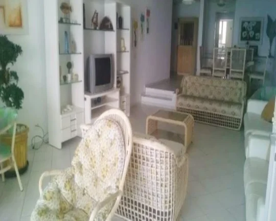 Imagem Apartamento para locação no Guarujá-SP, bairro Morro do Maluf: 3 quartos, 3 suítes, 1 banheiro, 2 vagas de garagem, 200m² de área.