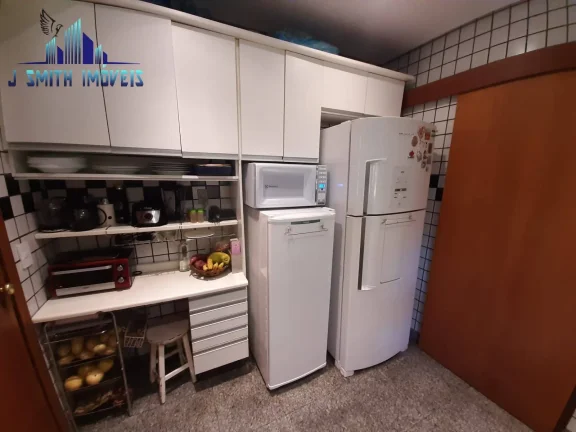 Imagem CASA EM CONDOMÍNIO NA GRANJA VIANA. 256m². PISCINA/SPA. QUINTAL PRIVATIVO.