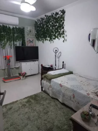 Imagem APARTAMENTO AMPLO REFORMADO, COM 3 SUÍTES, 1 QUADRA DA PRAIA DE PITANGUEIRAS, COM LAZER E 2 VAGAS DE GARAGEM