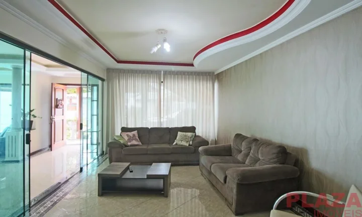 Imagem Casa no centro de Balneário Camboriú