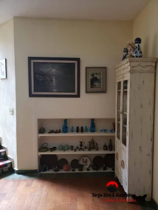Imagem Casa a Venda na Região da Vila Porá em Campos do Jordão - SP