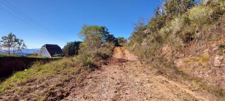 Imagem Belíssimo lote com 8.940m² no Condomínio Pedra do Fogo -Campos do Jordão/SP