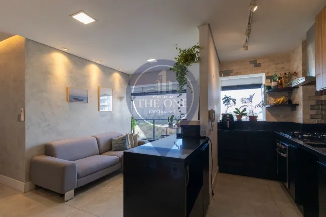 Imagem Imperdível oportunidade de apartamento à venda na Vila Mariana, São Paulo-SP: 2 quartos, 1 suíte, 2 salas, 2 banheiros, 2 vagas, 63m².