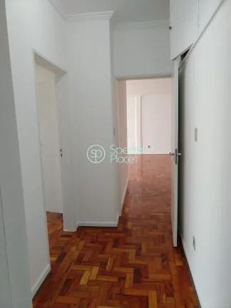 Imagem Lindo Apartamento com 120m² em Pinheiros Living amplo para dois ambientes com janelas piso ao teto,...